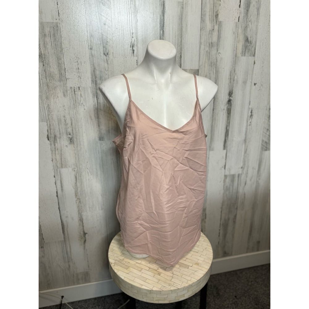 Pink tank top